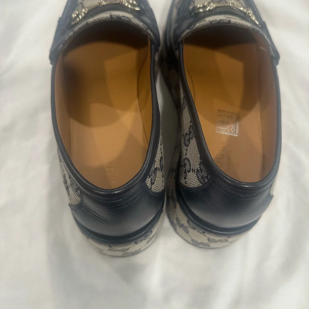 Gucci Navy and Cream Monogram Loafers with Silver Detail - Picture 3 of 7